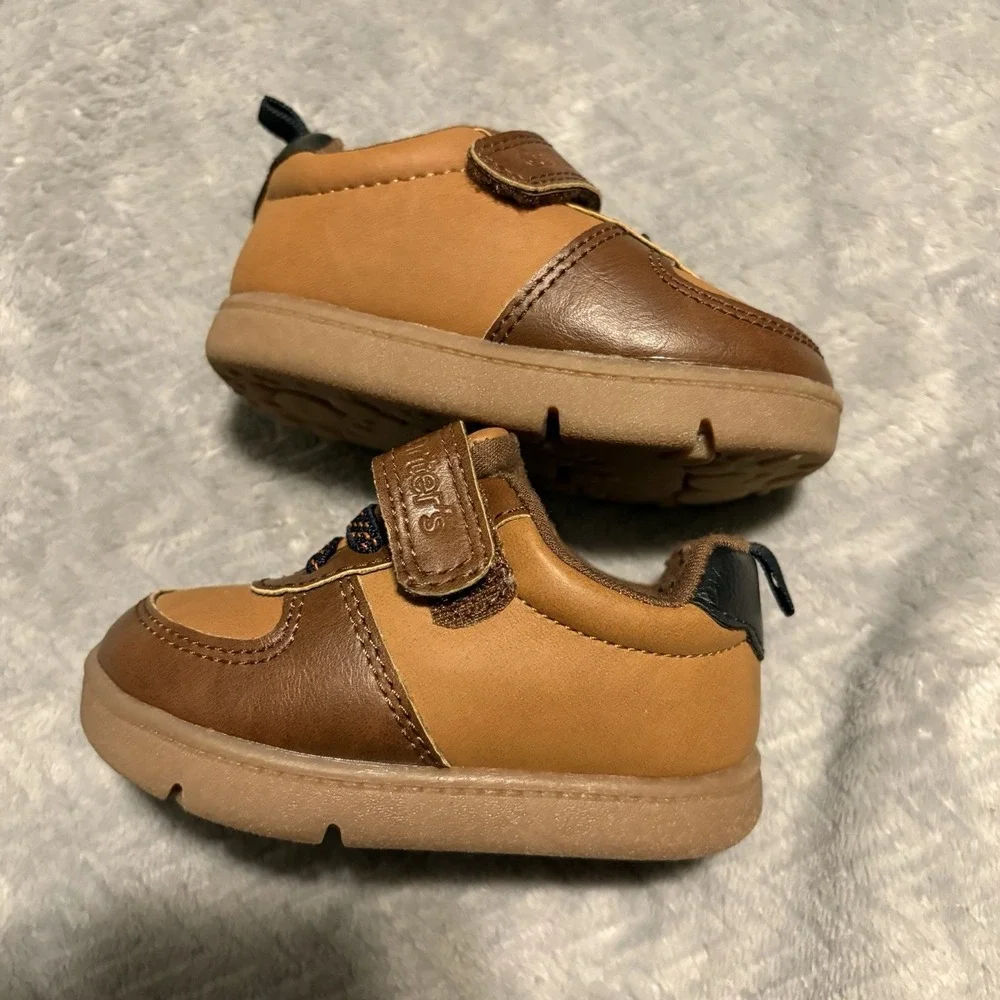 Carter's Brown Toddler Shoes Size 4M